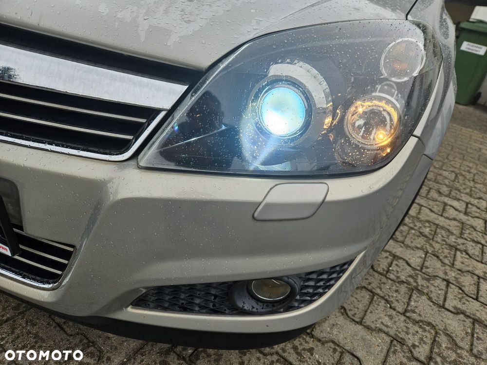 Opel Astra 1.6 Catch me - 23