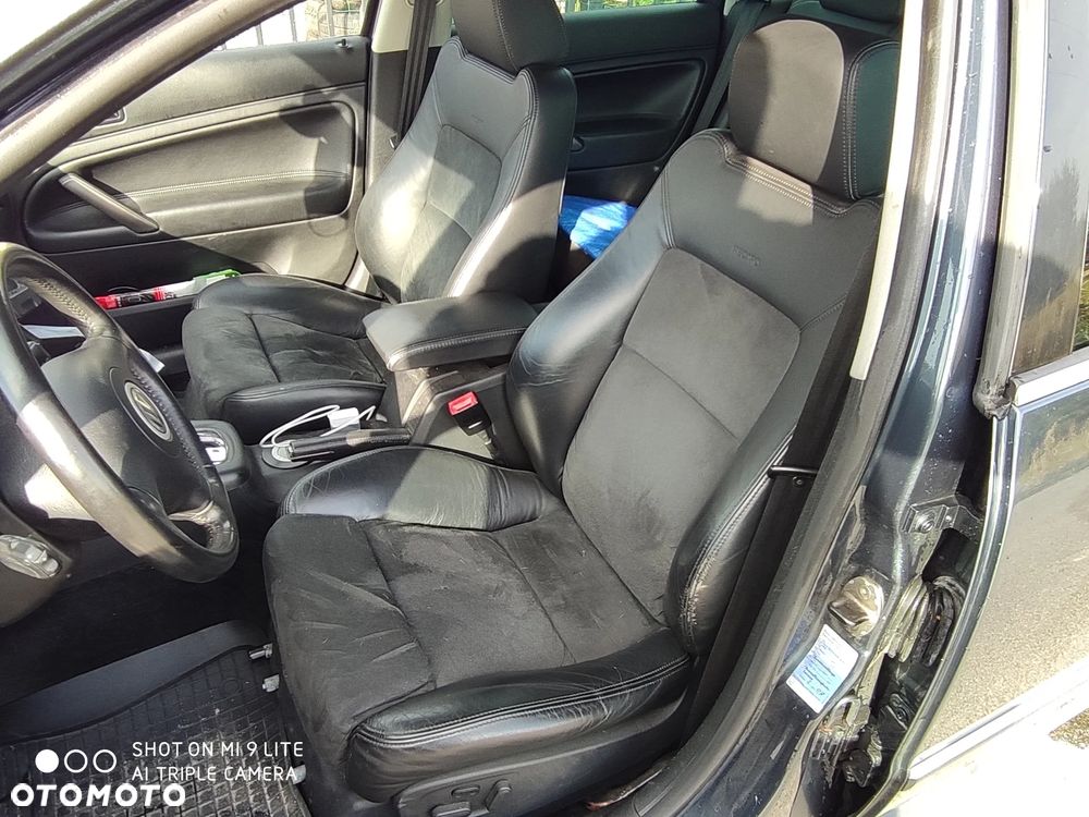 Volkswagen Passat ver-2-5-tdi-v6-4motion-highline - 13