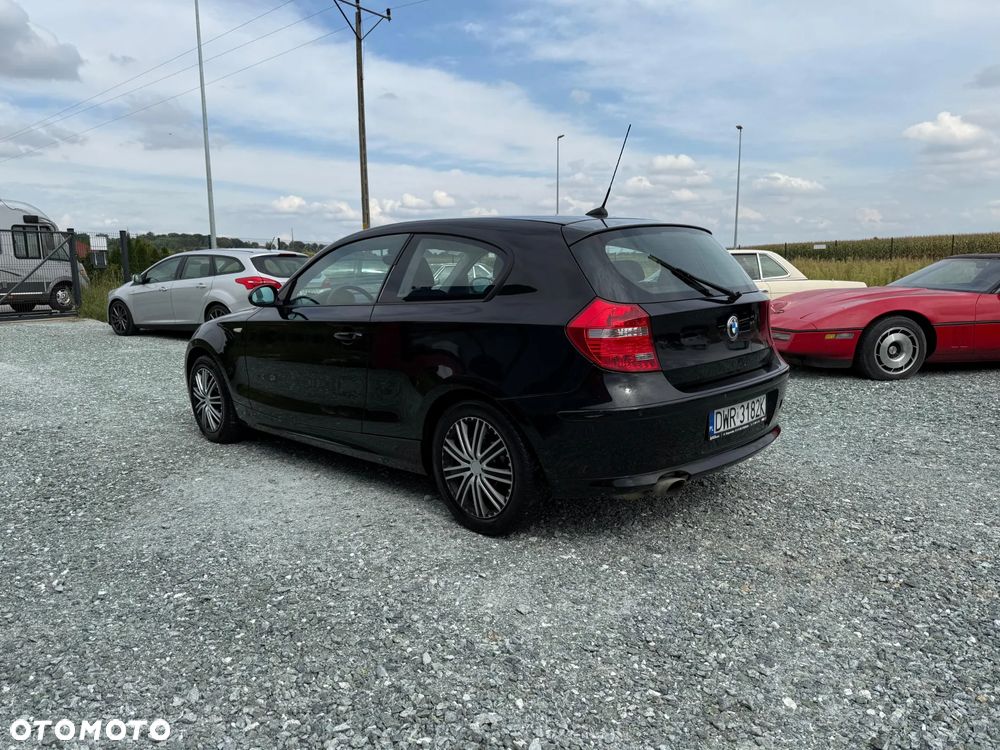 BMW Seria 1 116i - 4