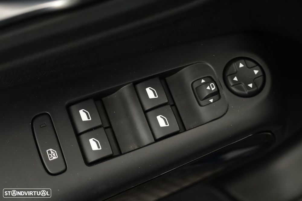 Citroën C5 Aircross 1.6 Hybrid Shine e-EAT8 - 24