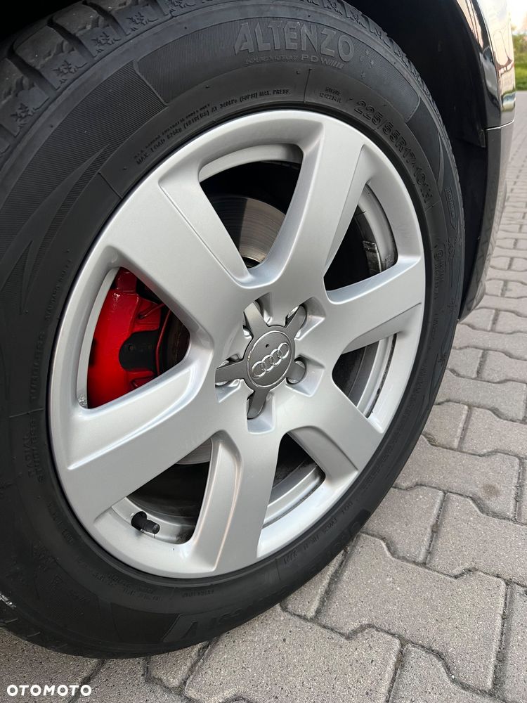 Audi A4 Avant 2.0 TDI - 24
