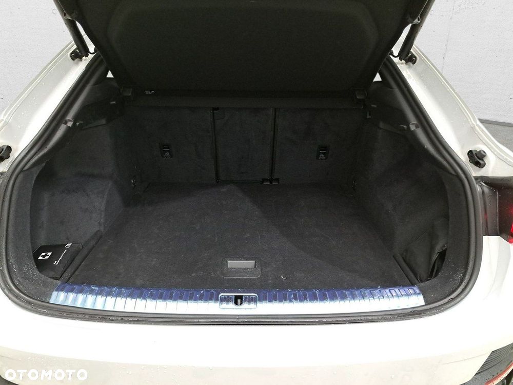 Audi Q3 - 13