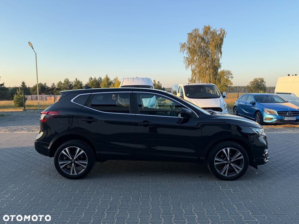 Nissan Qashqai - 11