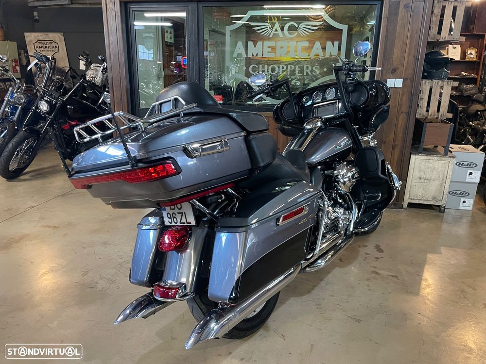 Harley-Davidson FLHT Ultra Limited - 13