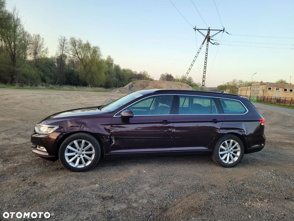 Volkswagen Passat 2.0 TDI SCR (BlueMotion Technology) Comfortline - 24