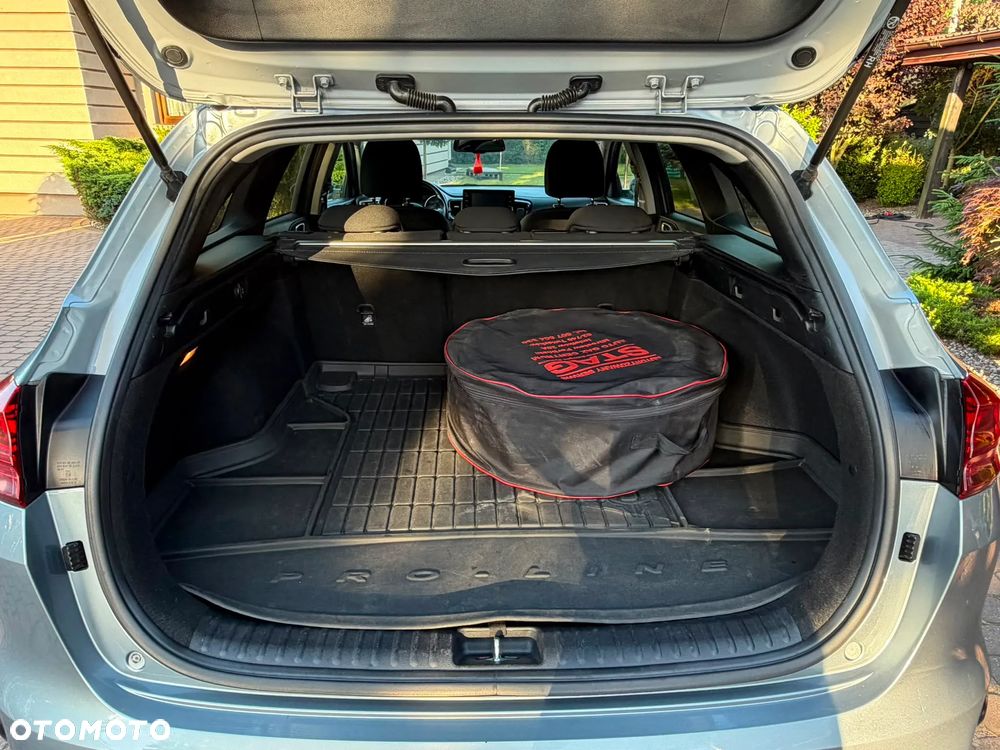Kia Ceed 1.6 CRDi mHEV L - 14
