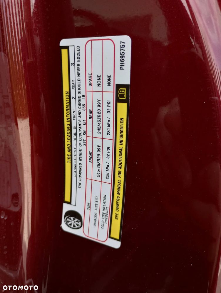 Dodge Challenger - 28