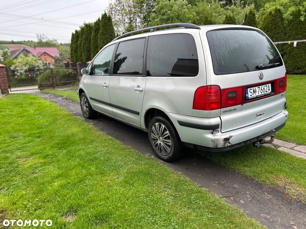 Volkswagen Sharan 1.9 TDI Basis - 2