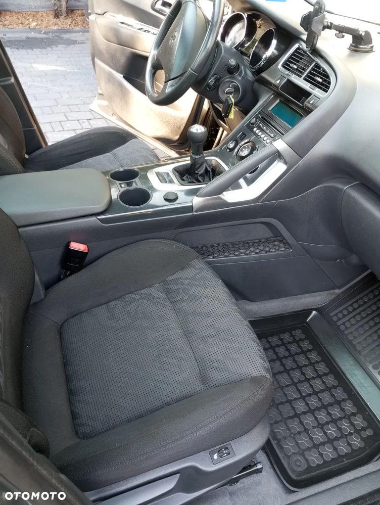 Peugeot 3008 120 VTi Active - 23