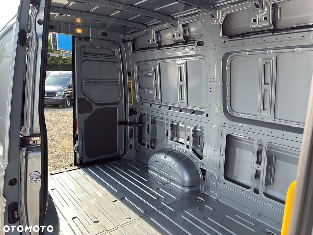 Volkswagen Crafter 35 Furgon AUTOMAT/L3H3, 2.0TDI 177KM, Wysoki dach, r.o. 3640 - 24