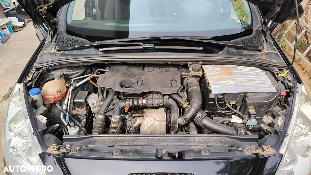 Peugeot 308 1.6 e-HDI FAP STT Active - 8