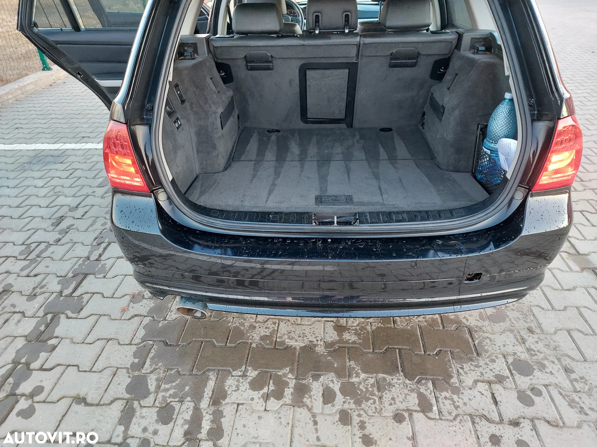 BMW Seria 3 320d DPF Touring Aut. - 19