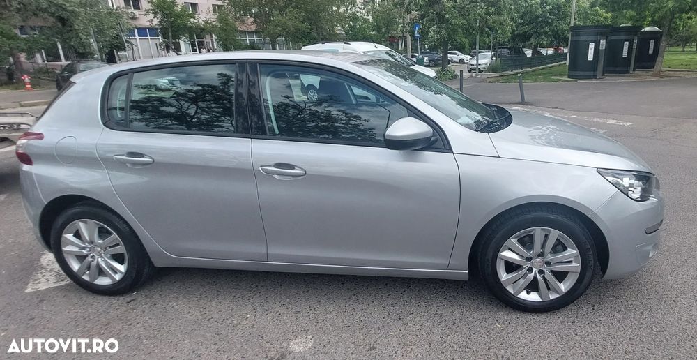 Peugeot 308 1.2 L PureTech Turbo Access - 1