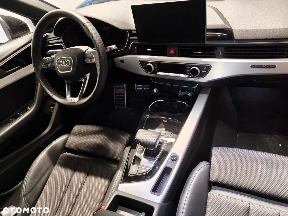 Audi A4 Avant 40 TDI mHEV Quattro S Line S tronic - 16