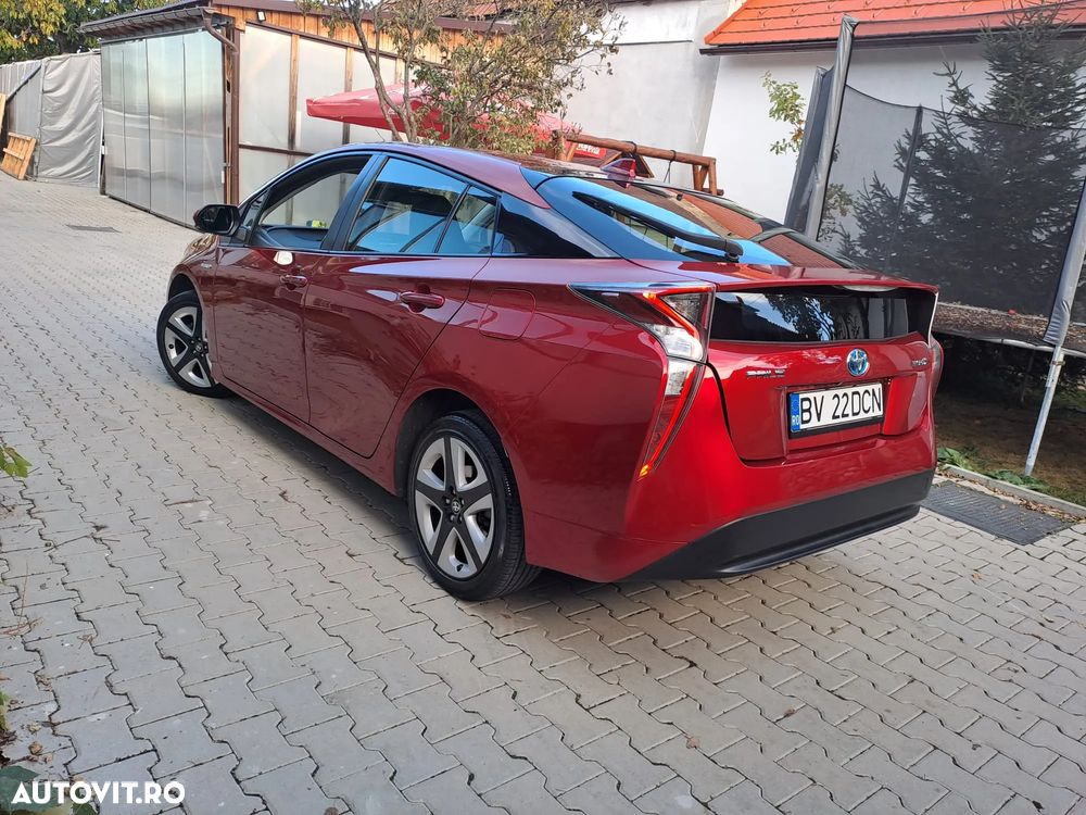 Toyota Prius Hybrid - 7