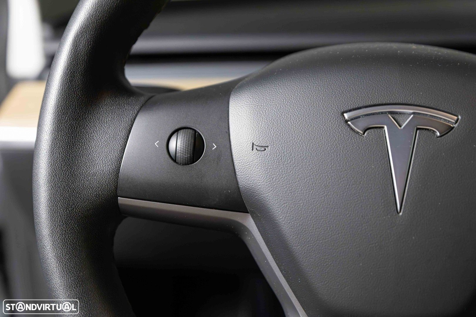 Tesla Model 3 Long-Range Dual Motor AWD - 25