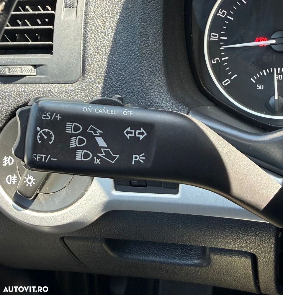 Skoda Octavia 2.0 TDI DPF Ambition - 12