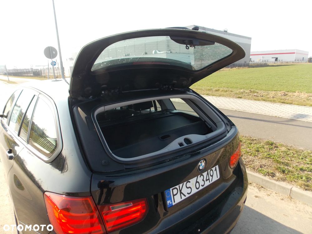 BMW Seria 3 318d - 5