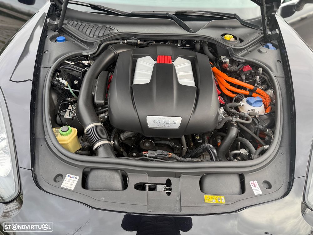 Porsche Panamera S e-Hybrid - 18