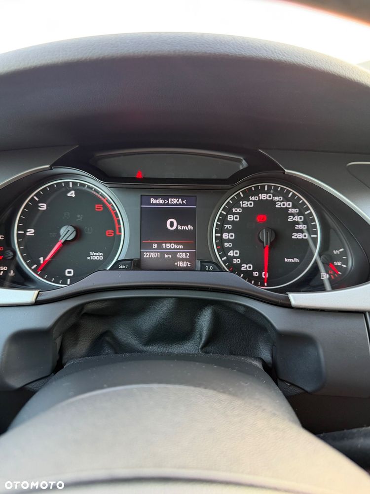 Audi A4 Avant 2.0 TDI - 11