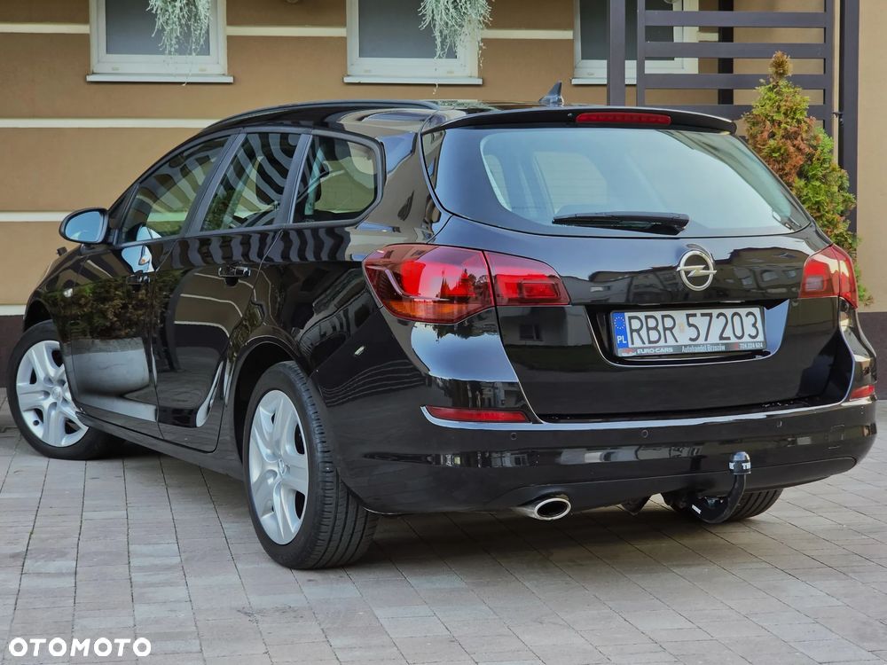 Opel Astra 1.4 T Cosmo - 26