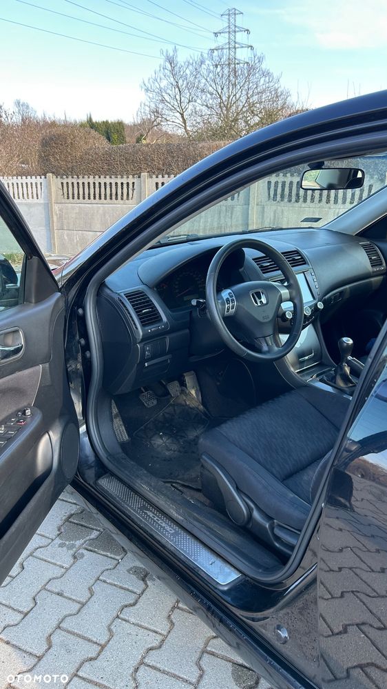 Honda Accord 2.0 Comfort - 16