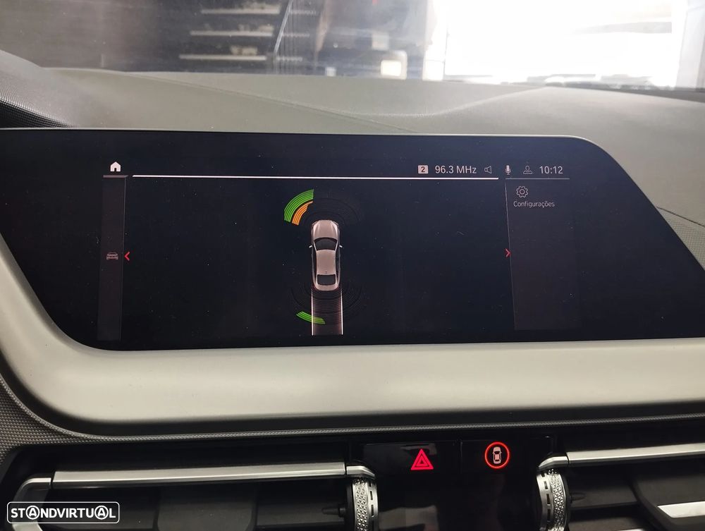 BMW 216 d Advantage — fotografia 24