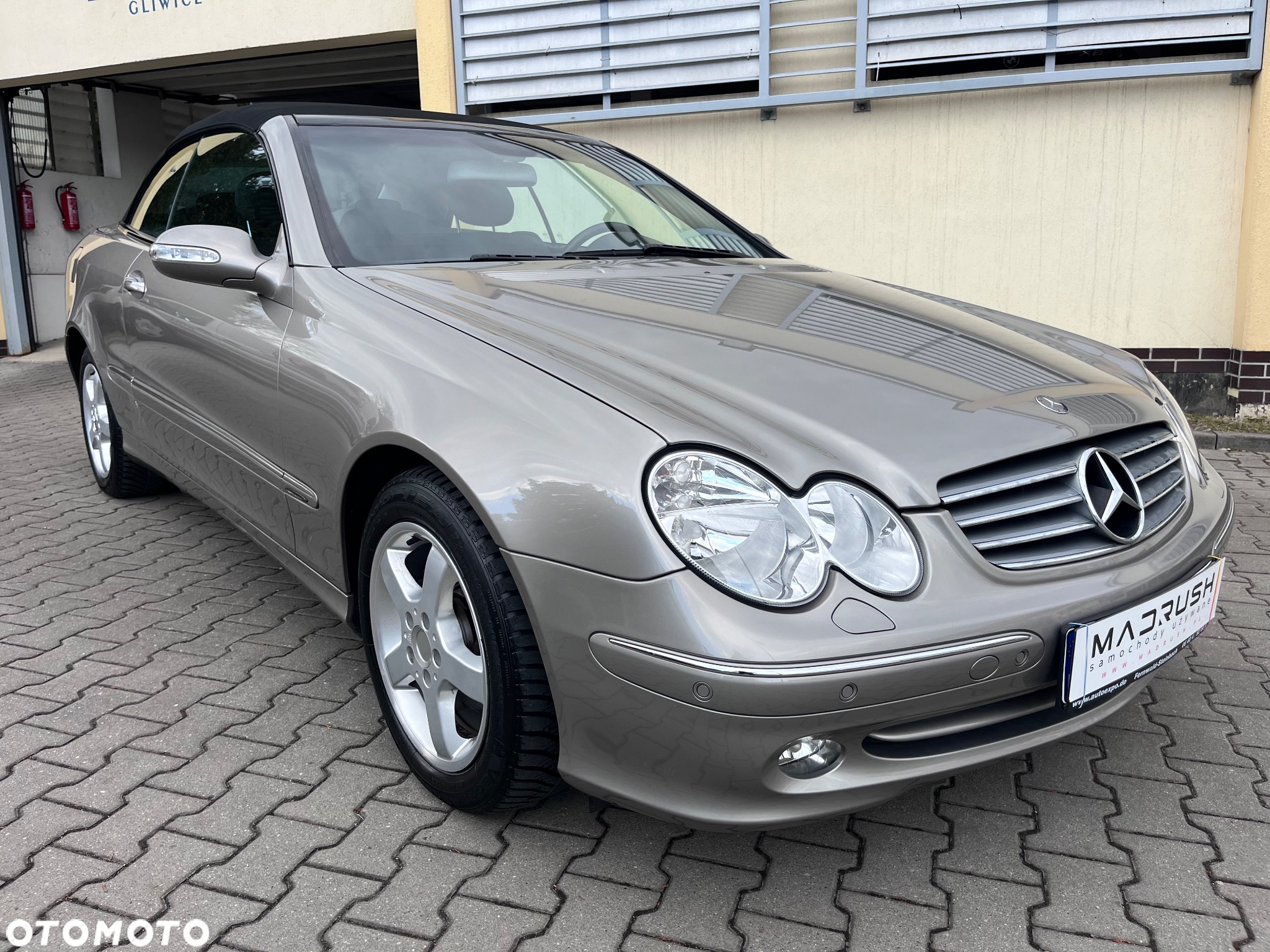 Mercedes-Benz CLK Coupe 200 Kompressor Elegance - 2