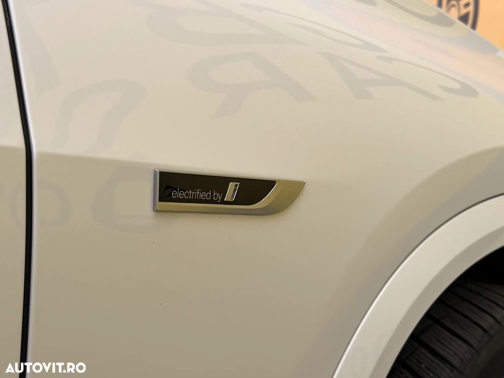 BMW X5 xDrive45e - 18