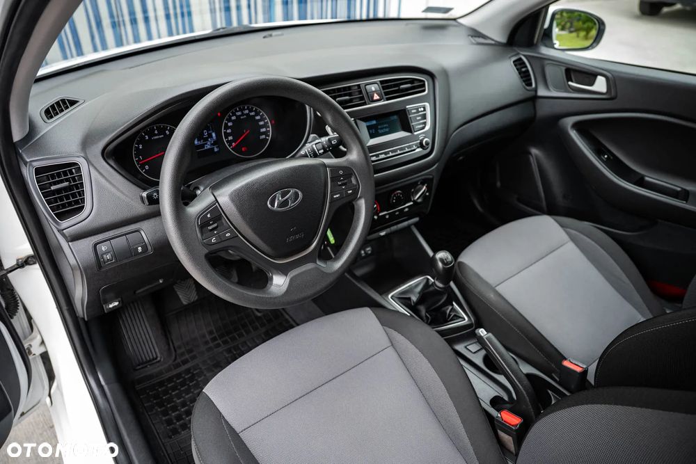 Hyundai i20 1.2 Classic Plus - 10