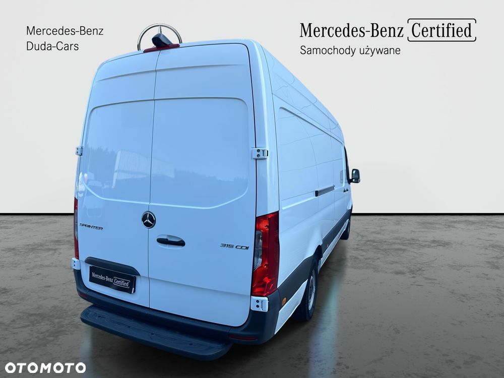 Mercedes-Benz Sprinter - 5