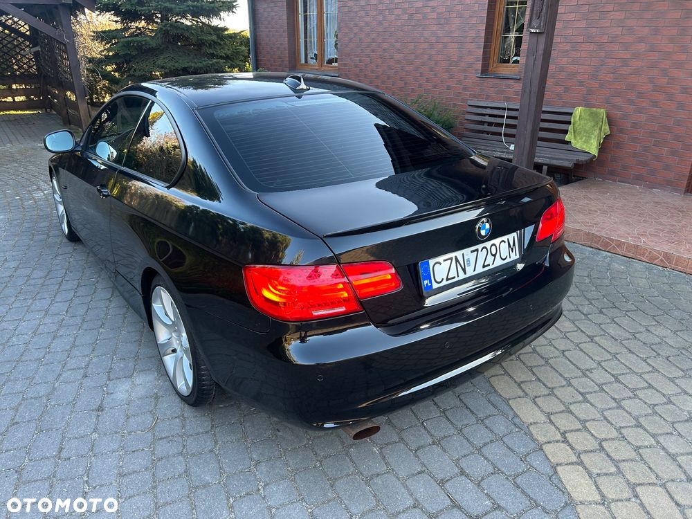 BMW Seria 3 320i M Sport Edition - 8