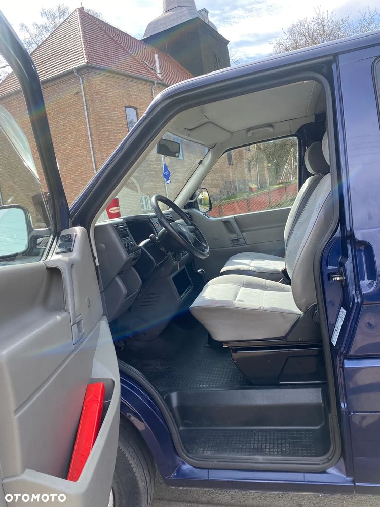Volkswagen Transporter T4 - 11