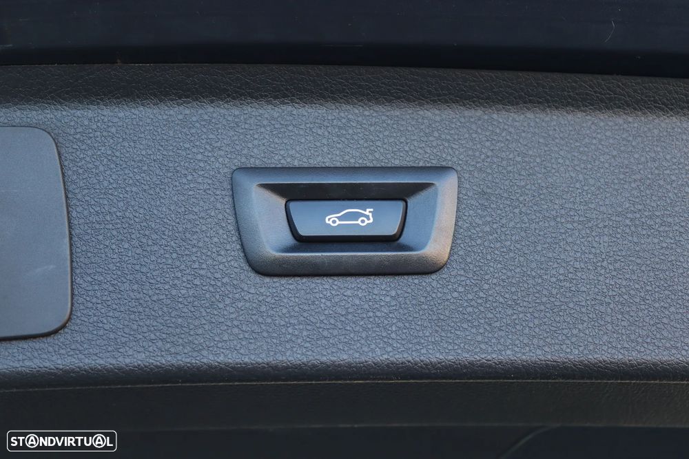 BMW 216 Active Tourer d Luxury Line - 6