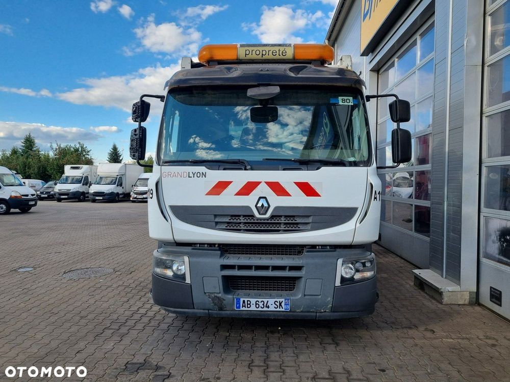Renault Premium - 2