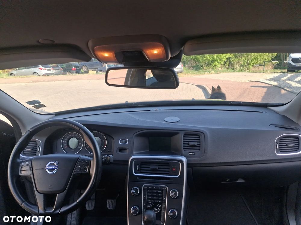 Volvo S60 DRIVe Kinetic - 16