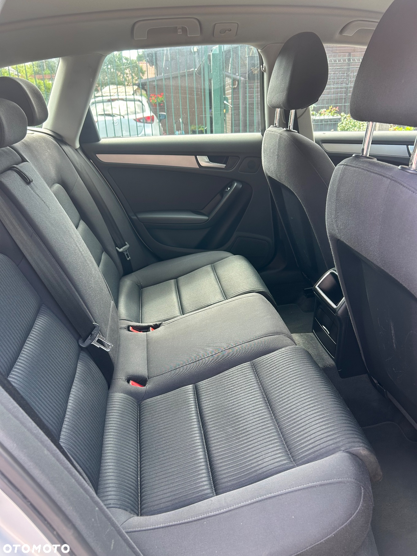 Audi A4 Avant 2.0 TDI - 13