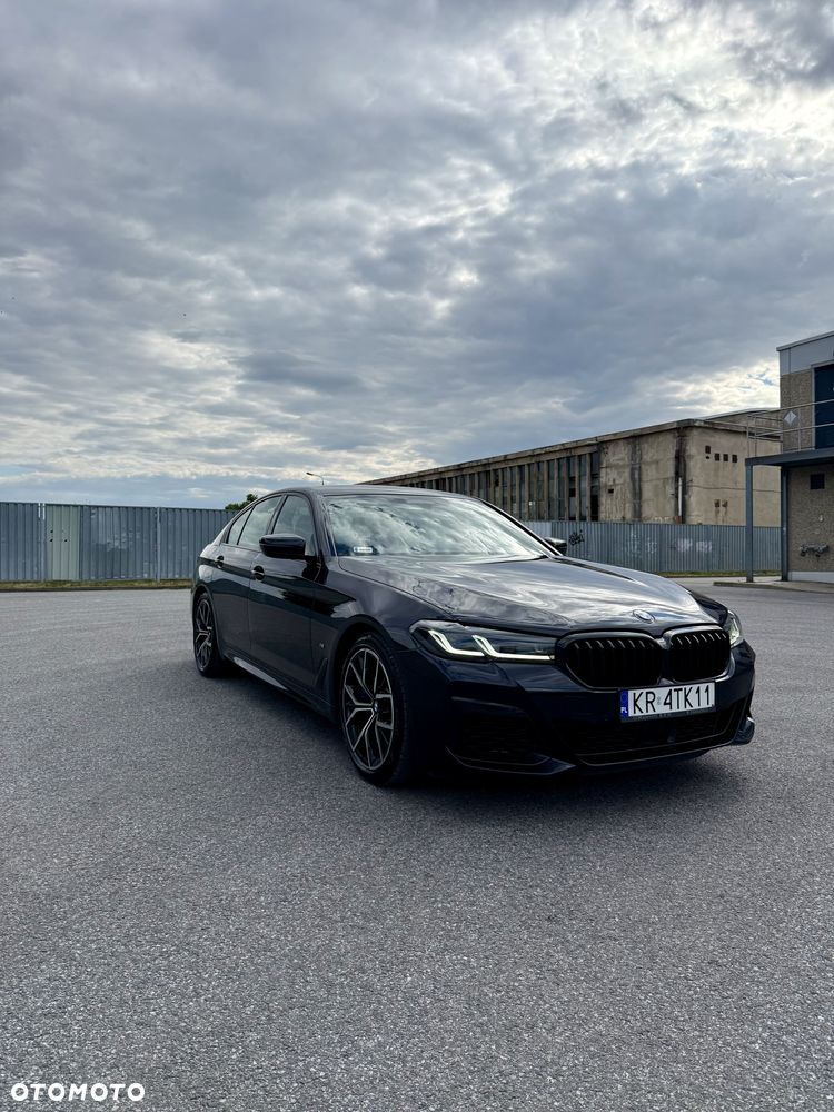 BMW Seria 5 520i mHEV M Sport sport - 2