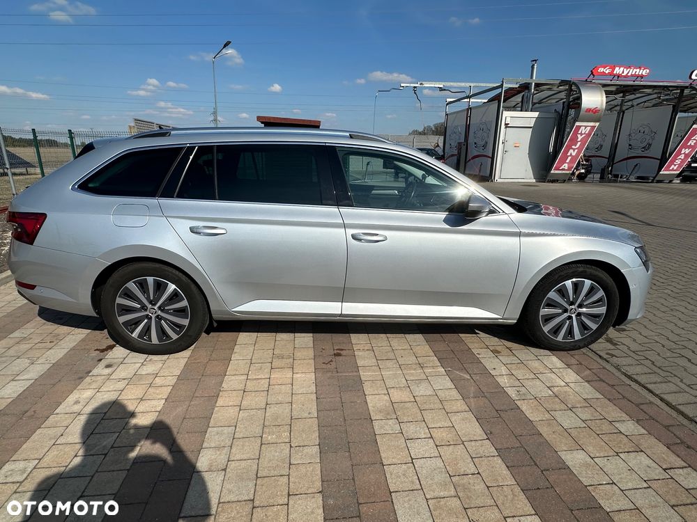 Skoda Superb 2.0 TDI Style DSG7 - 9