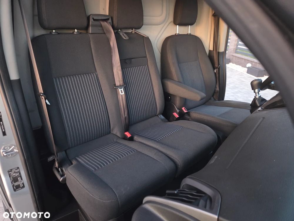 Ford Transit Custom - 10