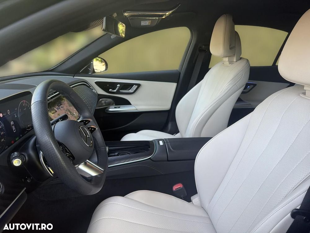 Mercedes-Benz E 300e 4Matic 9G-TRONIC AMG Line NIGHT Edition - 13