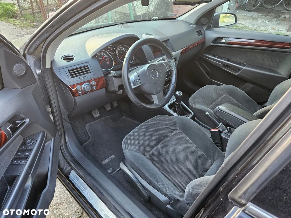 Opel Astra 1.8 Edition Plus - 14