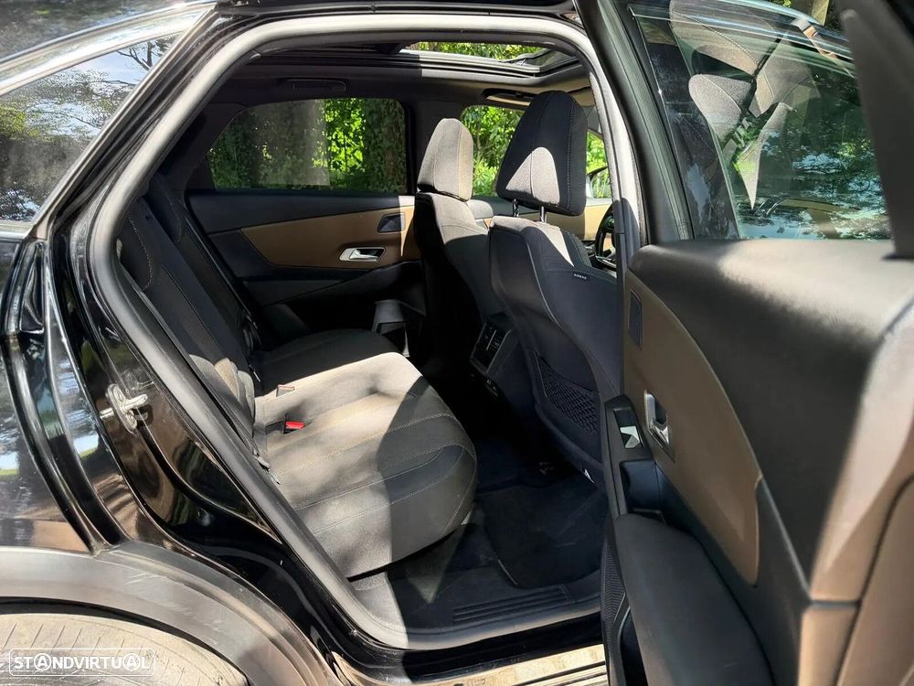 DS DS7 Crossback - 28