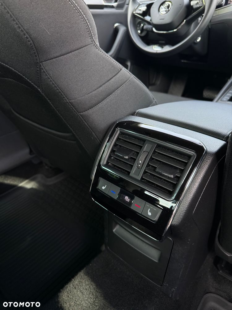 Skoda Superb - 19