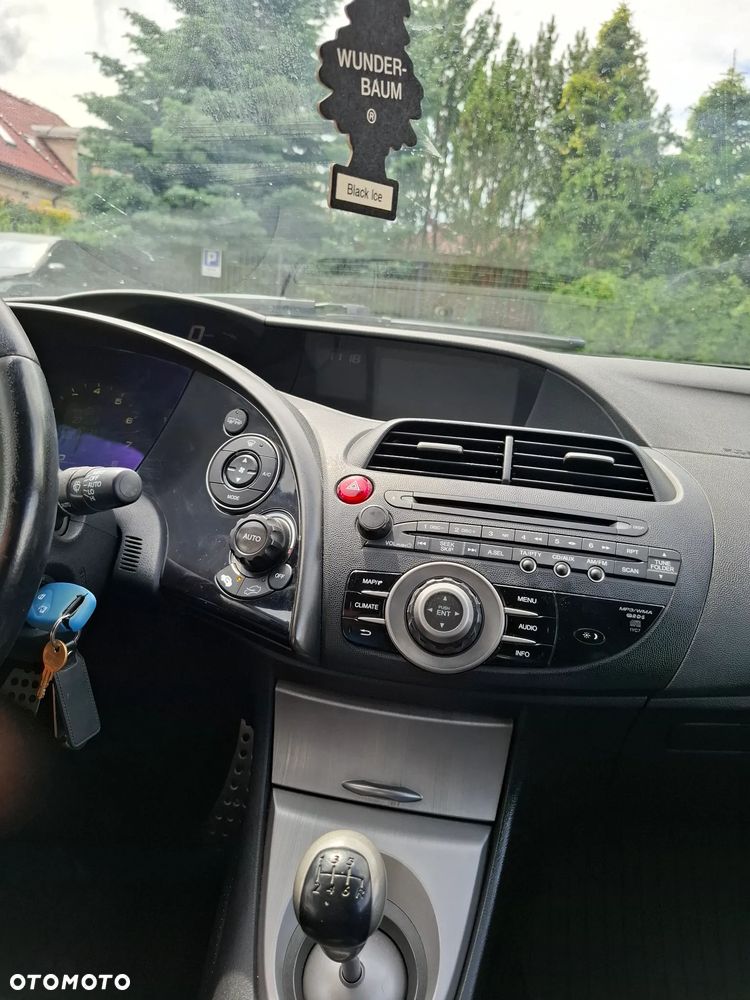 Honda Civic 1.8 Comfort - 12