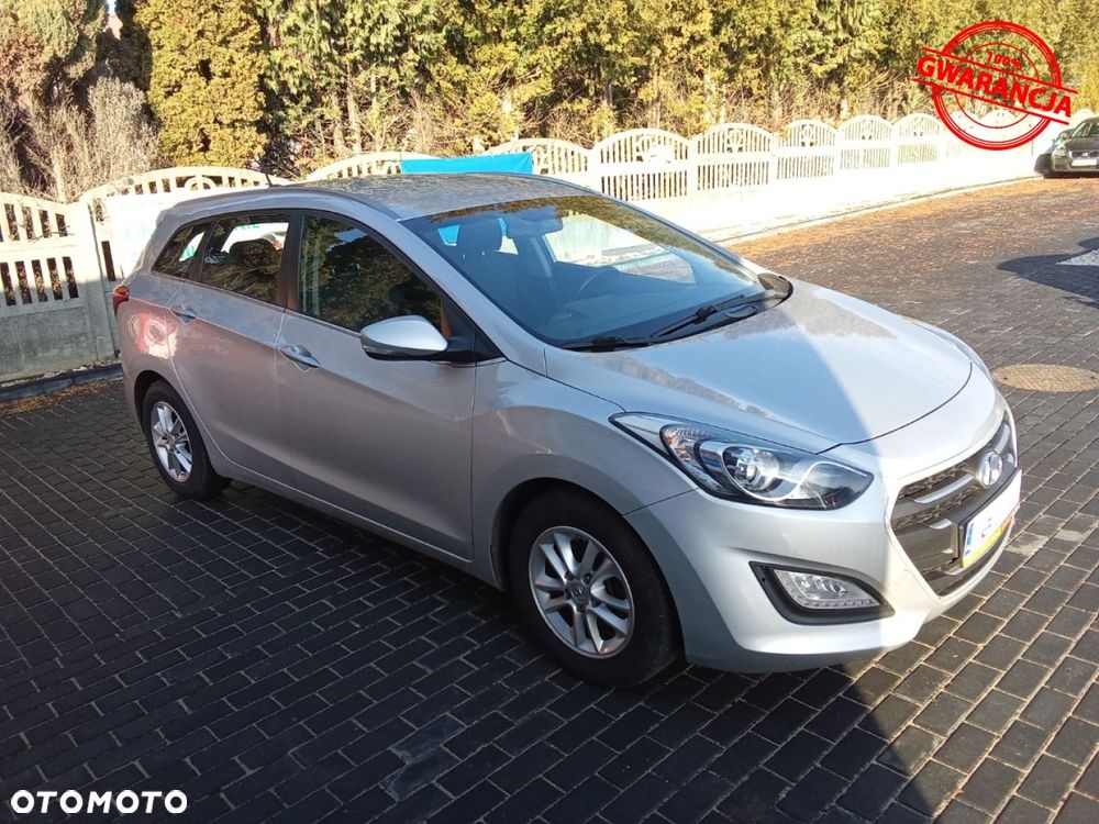Hyundai i30 blue Kombi 1.6 CRDi Premium - 8