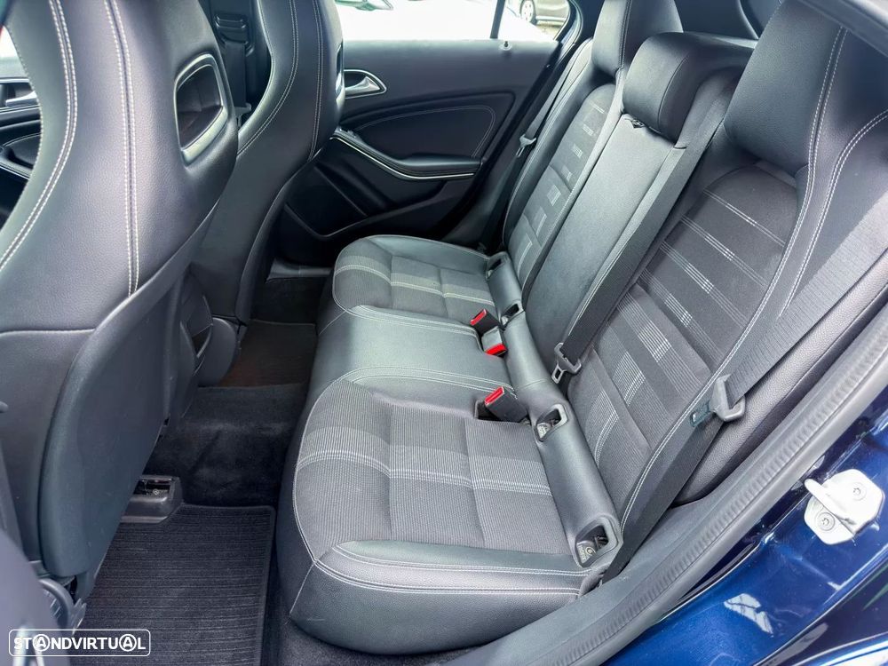 Mercedes-Benz A 180 d Urban - 19