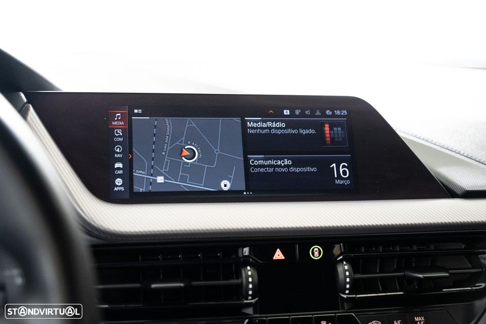 BMW 116 d Pack Desportivo M Auto - 10