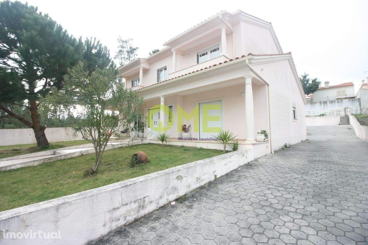 Moradia T6 perto da cidade de Ourém - Grande imagem: 2/18