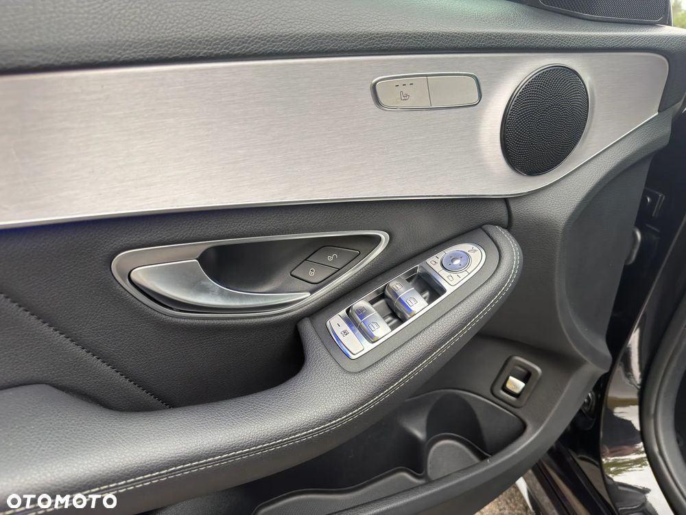 Mercedes-Benz Klasa C 220 d 9G-TRONIC AMG Line - 18